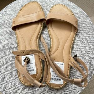 Born nude flat sandals